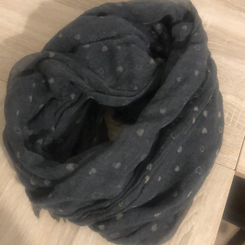 Grey Scarf with hearts